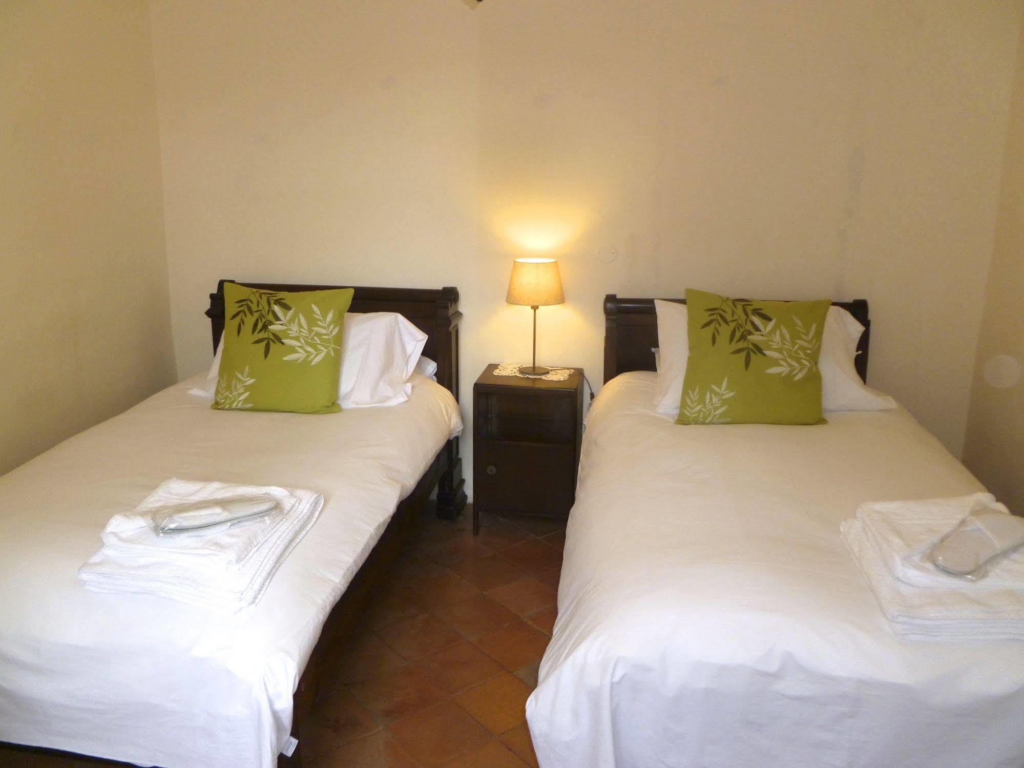 L'Ancienne Boulangerie Bed & Breakfast Caunes-Minervois Екстериор снимка
